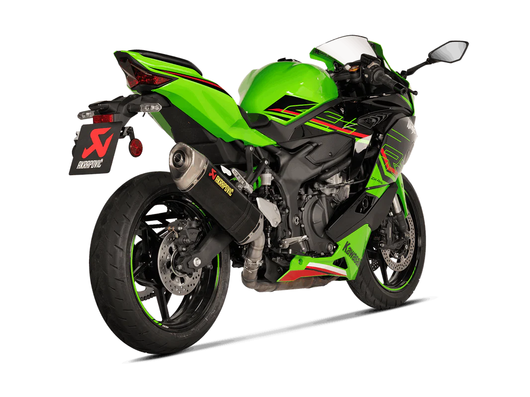 Akrapovic Slip-On Line Carbon Kawasaki ZX-4R (23-25) S-K4SO8-HRC - Image 4