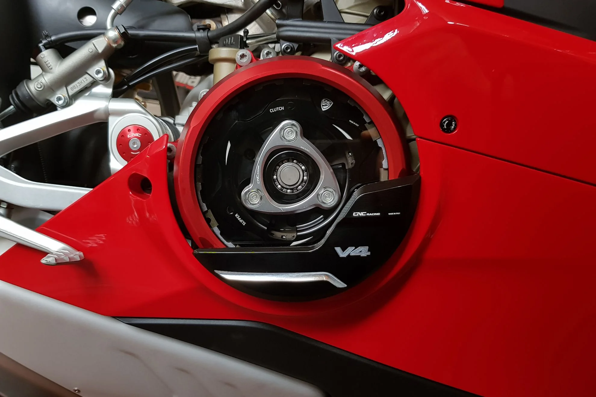 Aluminium Kupplung Protektor Schutzabdeckung CNC Racing Ducati Panigale V4/S (25-26) PR310 - Image 4