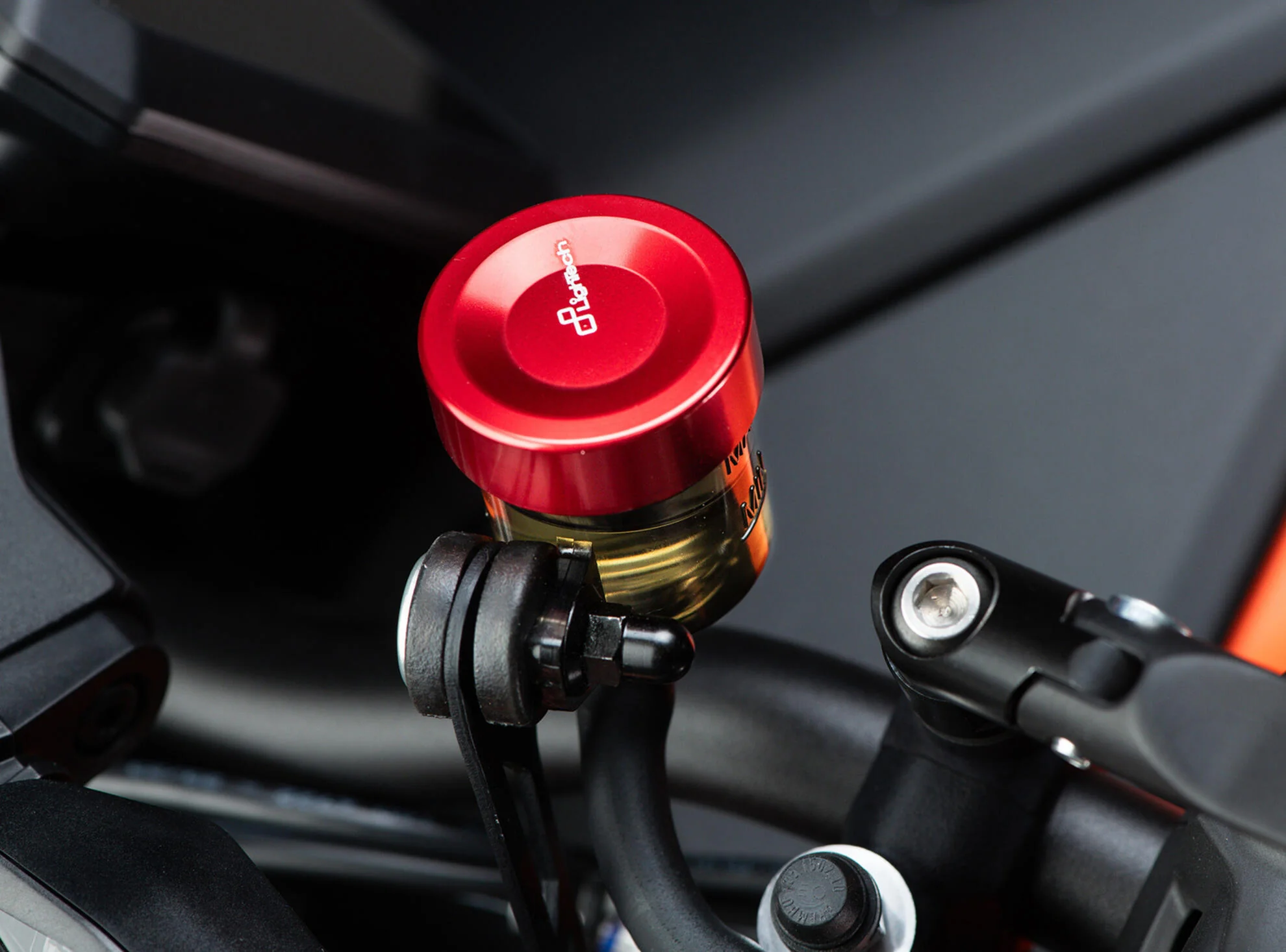 Ausgleichsbehälter-Deckel Hinten LighTech Ducati Panigale V4/S/R (20-24) FBC27 - Image 9