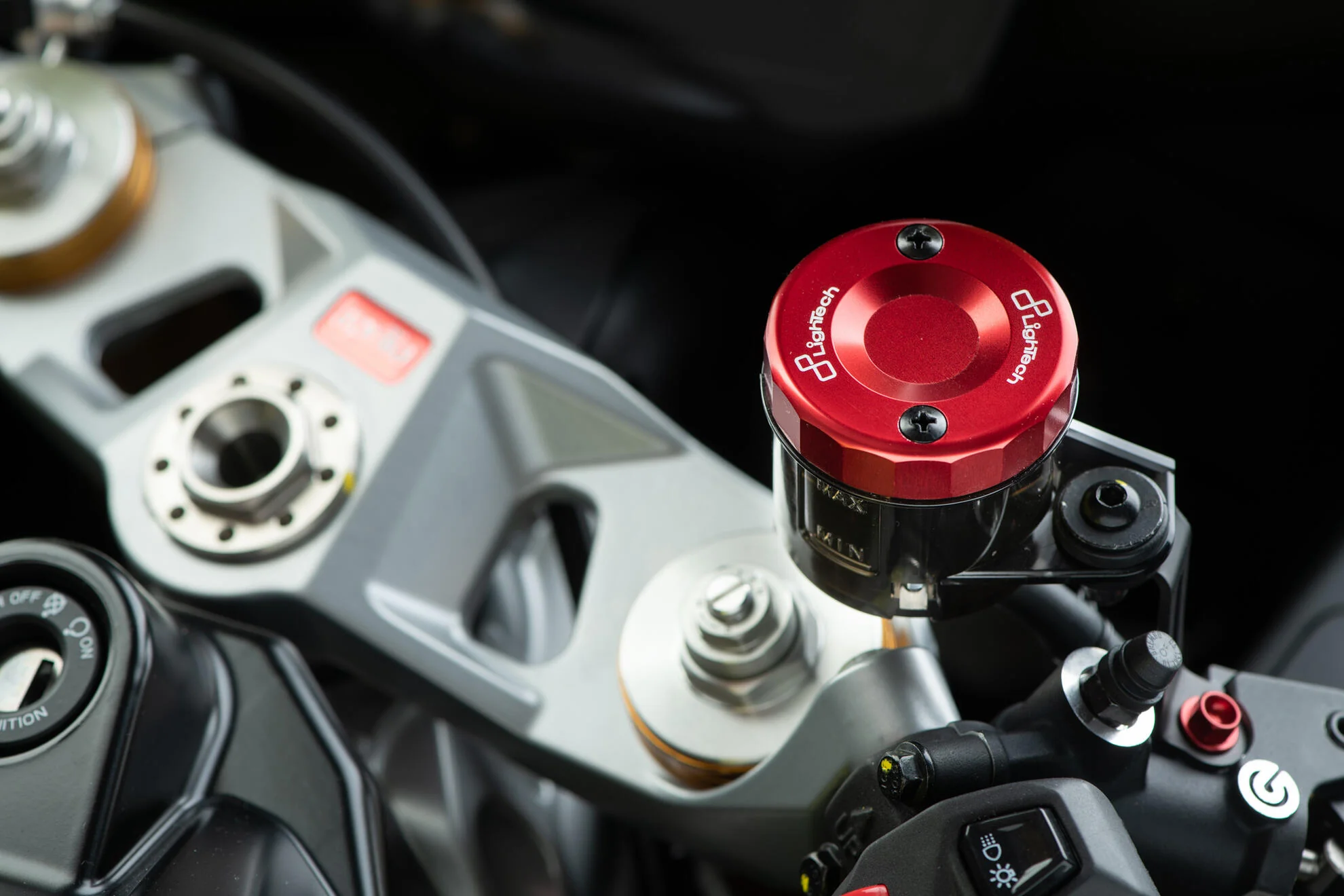 Ausgleichsbehälter-Deckel Vorne LighTech Ducati Panigale 959 (16-19) FBC04 - Image 14
