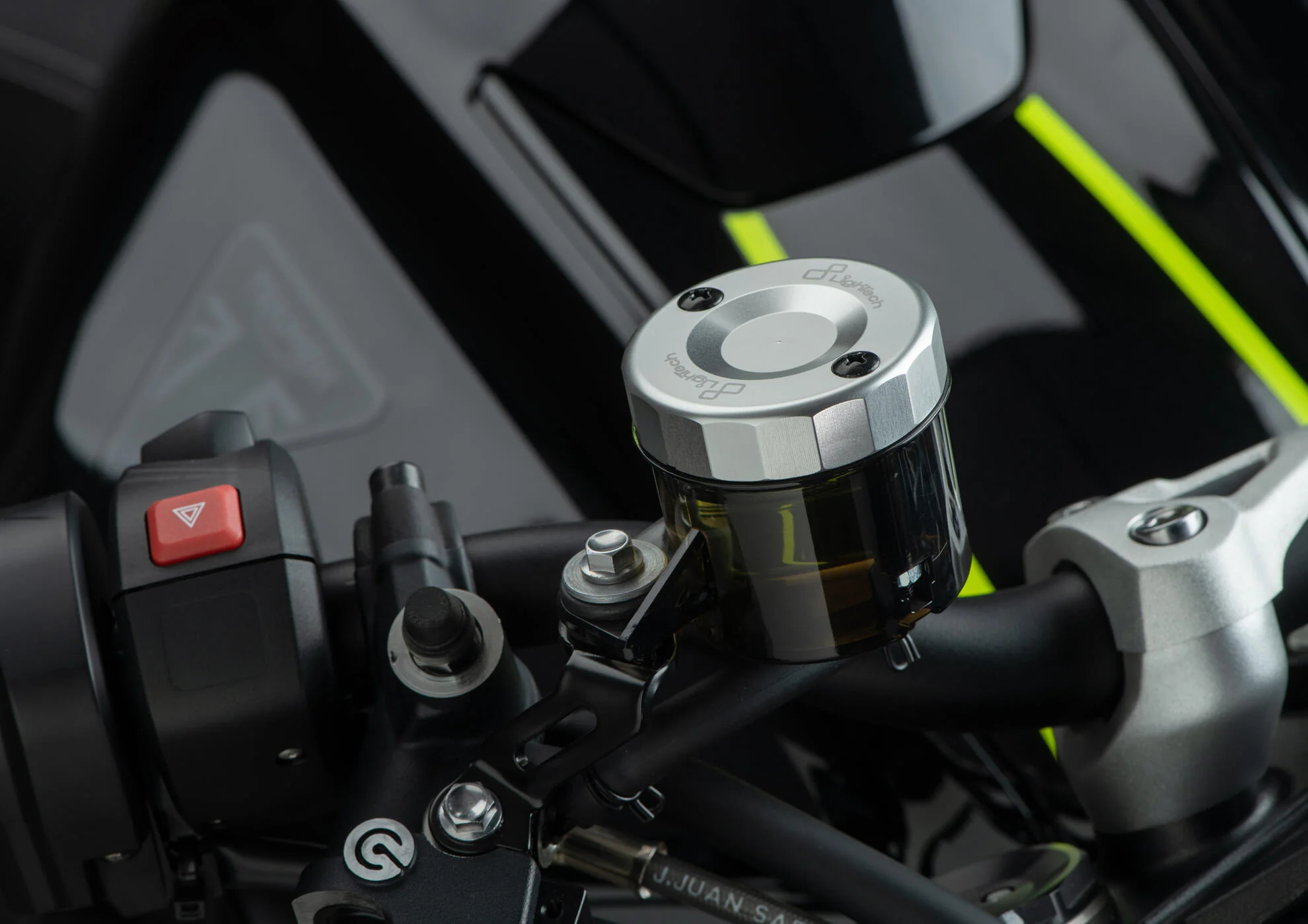 Ausgleichsbehälter-Deckel Vorne LighTech Ducati Panigale 959 (16-19) FBC04 - Image 16