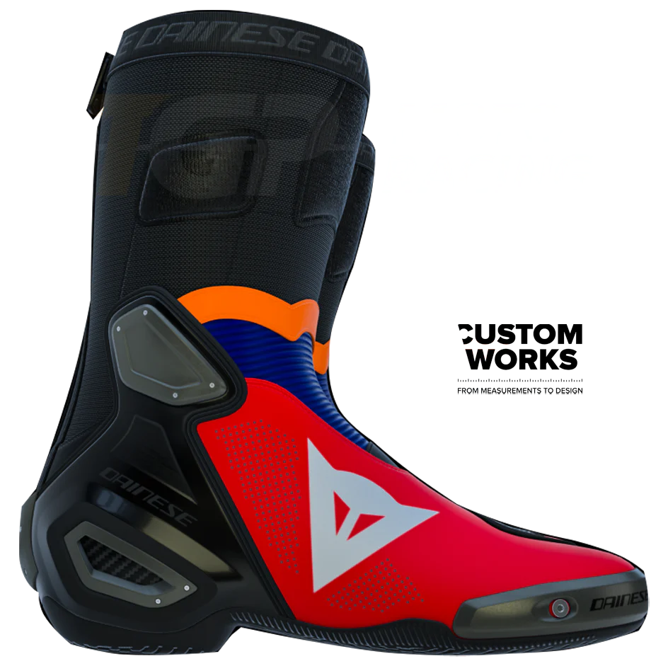 Dainese Axial 2 Air Racing und Straßen Motorradstiefel Luca Marini Replica 2026 | Herren | Lava Rot / Electric Blau / Fluo Orange / Weiß | Custom Works - Image 4