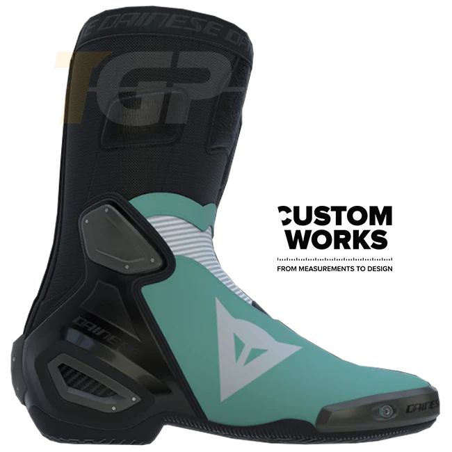 Dainese Axial 2 Racing und Straßen Motorradstiefel | Herren | Sardinia Sea Blau / Weiß | Custom Works - Image 4