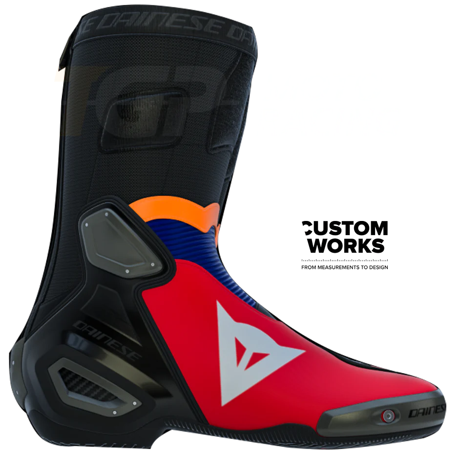 Dainese Axial 2 Racing und Straßen Motorradstiefel Luca Marini Replica 2026 | Herren | Lava Rot / Electric Blau / Fluo Orange / Weiß | Custom Works - Image 3