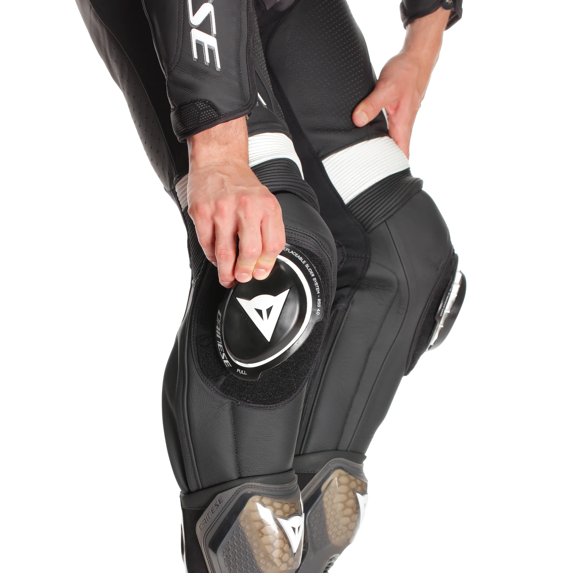 Dainese Laguna Seca 6 Einteiler Lederkombi – Perforierter Rennanzug | Herren | Schwarz/Weiß - Image 13