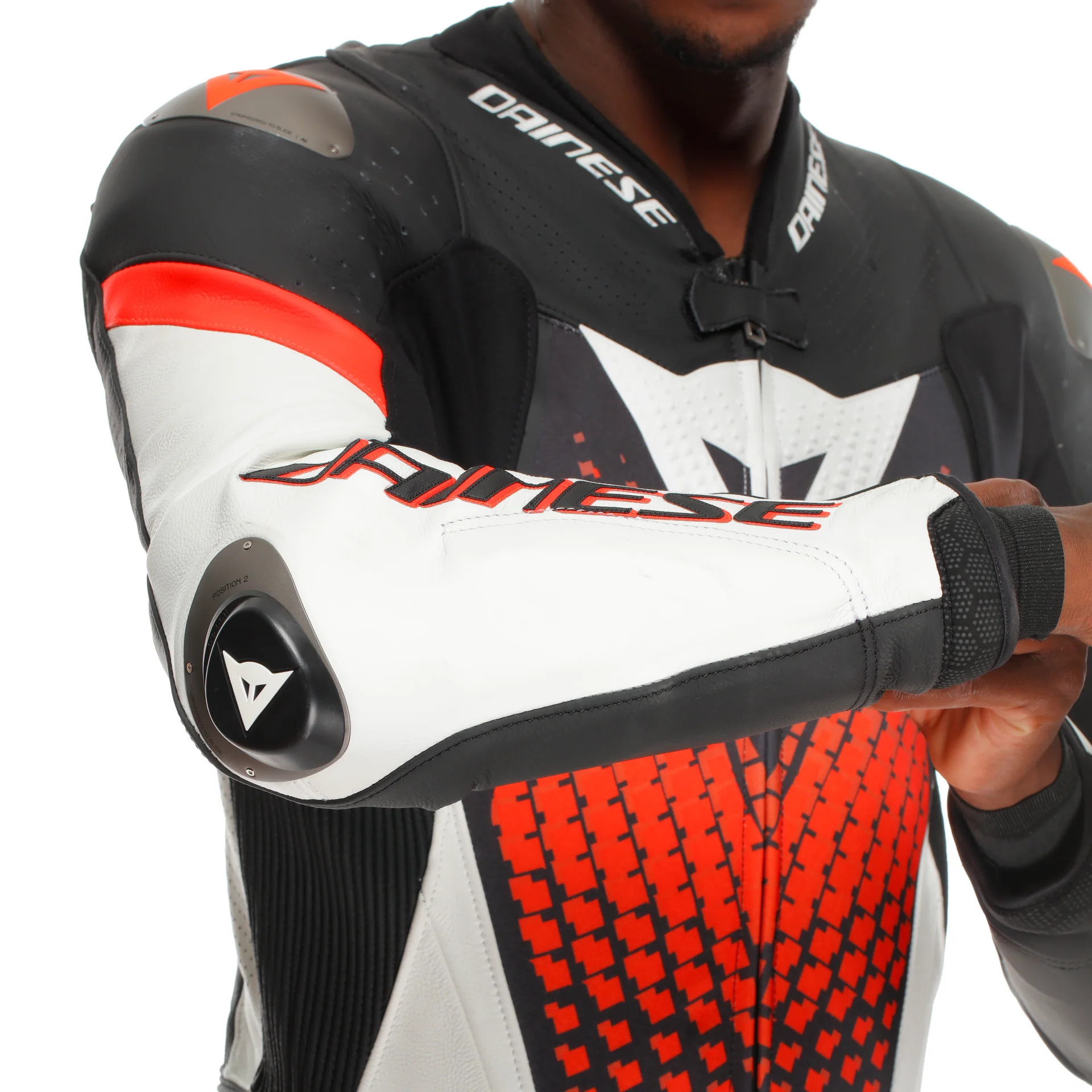 Dainese Laguna Seca 6 Einteiler Lederkombi – Perforierter Rennanzug | Herren | Weiß/Rot - Image 5