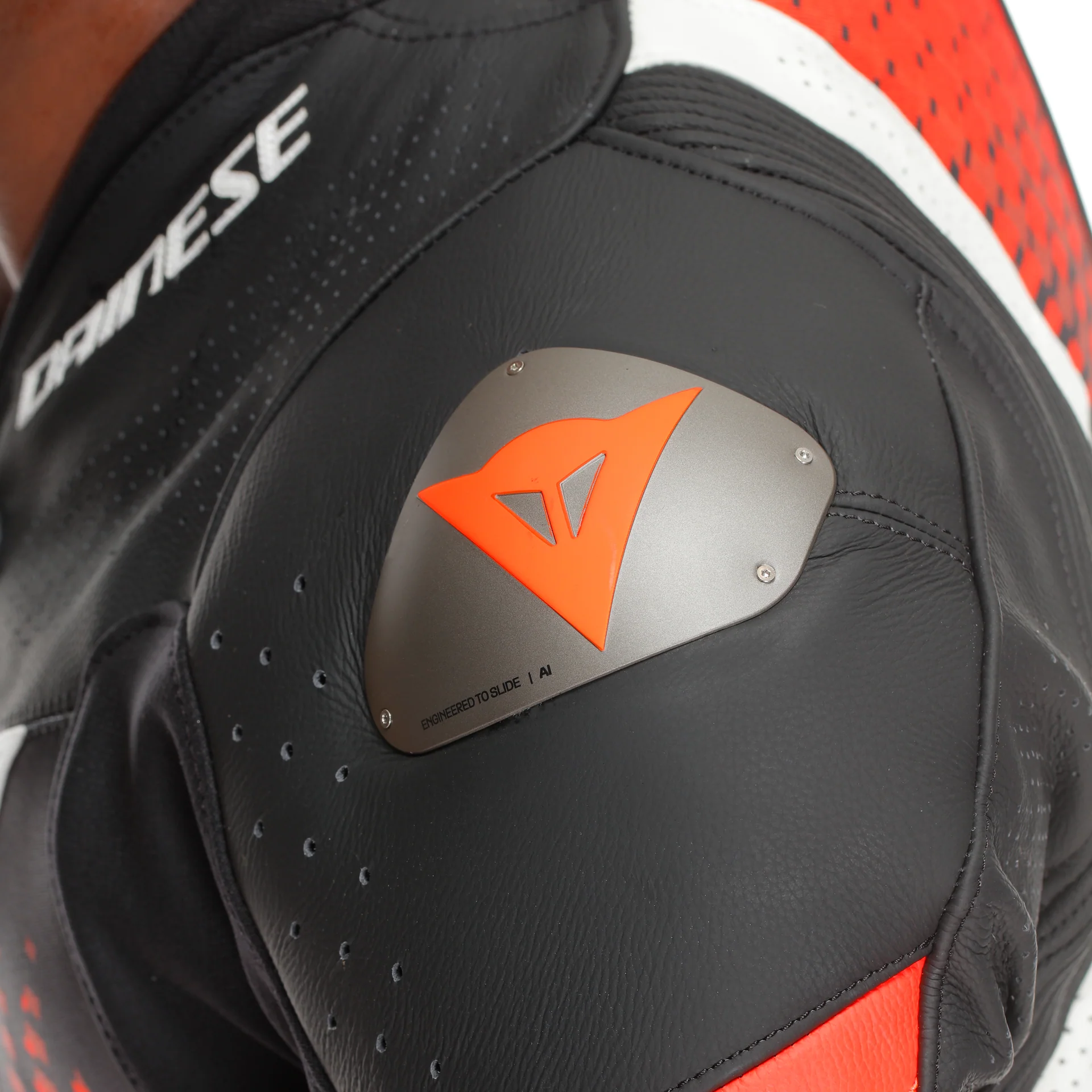 Dainese Laguna Seca 6 Einteiler Lederkombi – Perforierter Rennanzug | Herren | Weiß/Rot - Image 8