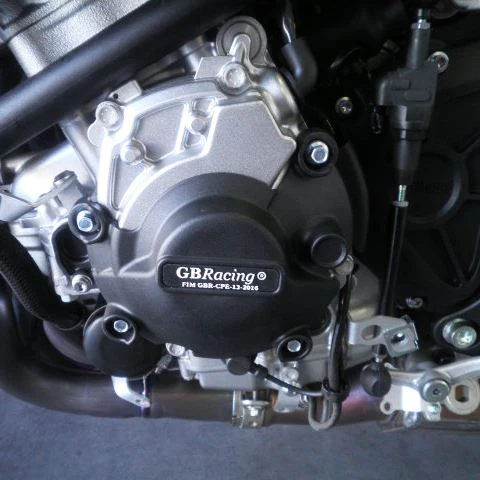 Motordeckel Protektoren Komplettset GBRacing Yamaha YZF-R1/M RN32, RN49 und RN65 (15-26) - Image 5