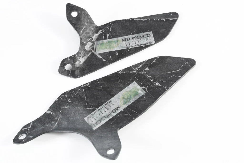 Fersenschutz Carbon Fullsix Ducati Panigale V2 955 (20-24) - Image 4