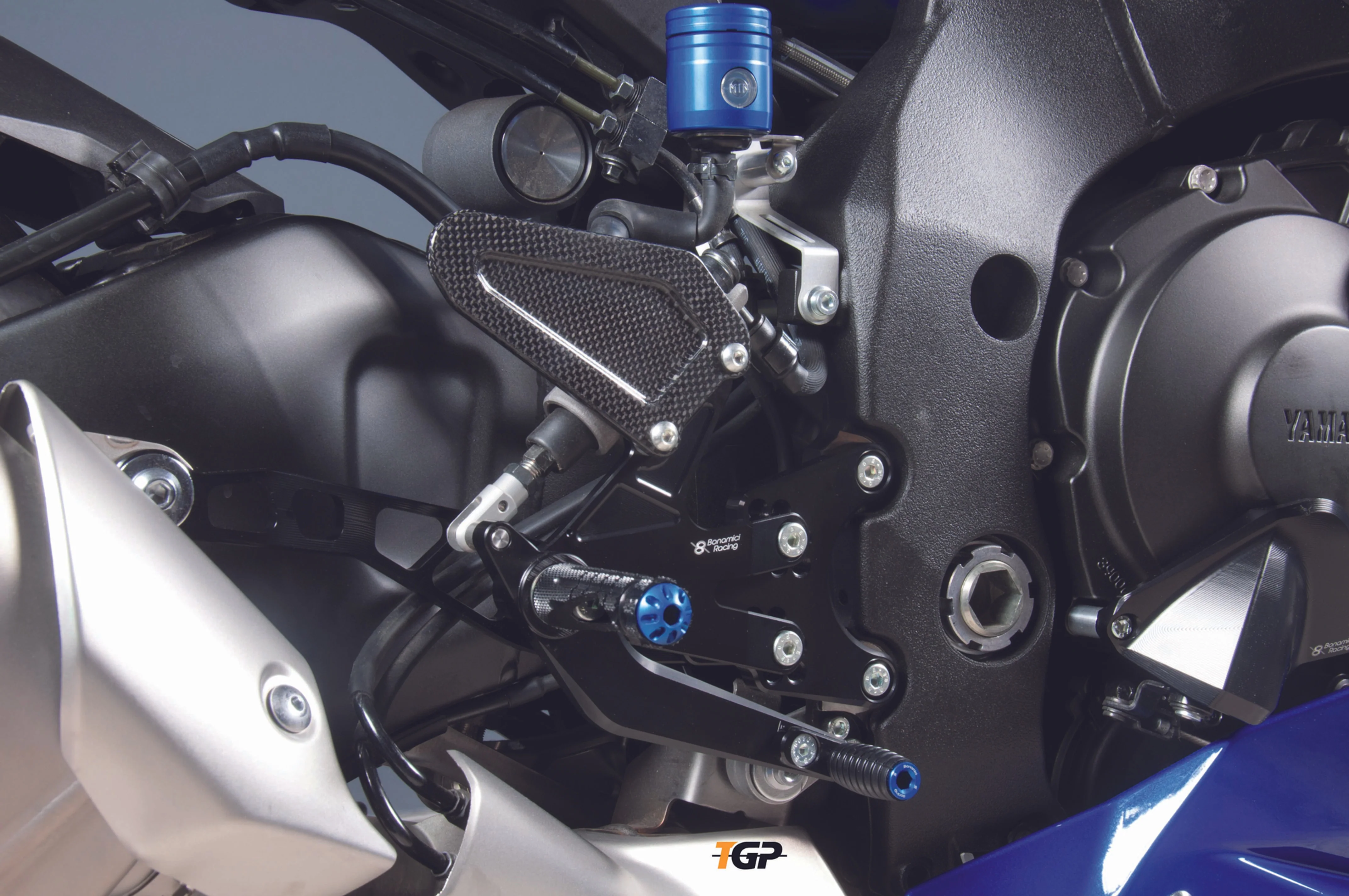 Fußrastenanlage Bonamici Racing Yamaha YZF-R1/M (15-26) Y011 - Image 2