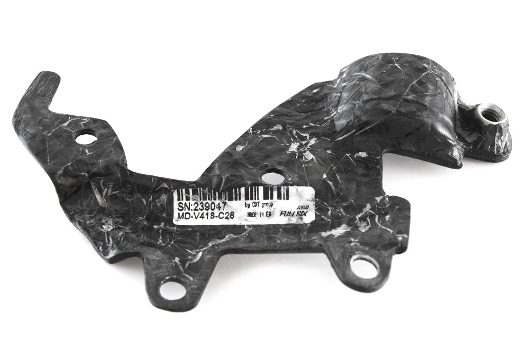 Halter Ausgleichsbehälter "Hinten" Carbon Fullsix Ducati Panigale V4/S/R (18-21) - Image 4