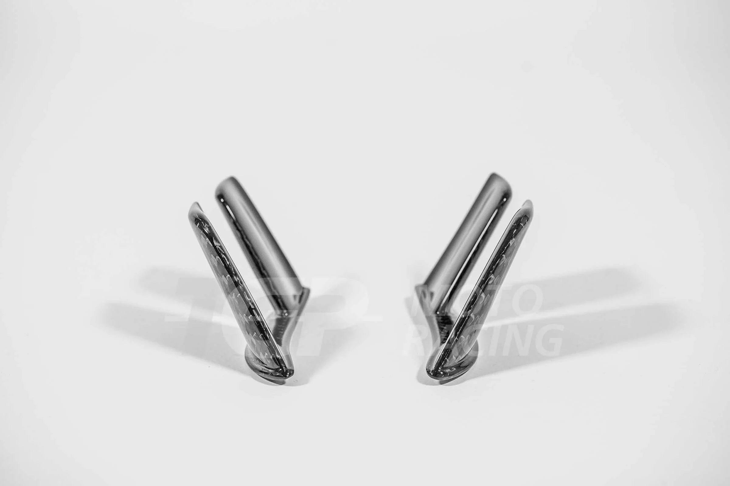Heck MotoGP Winglets 400g AP Carbon Line Ducati Panigale V4/S/R (18-24) - Image 4