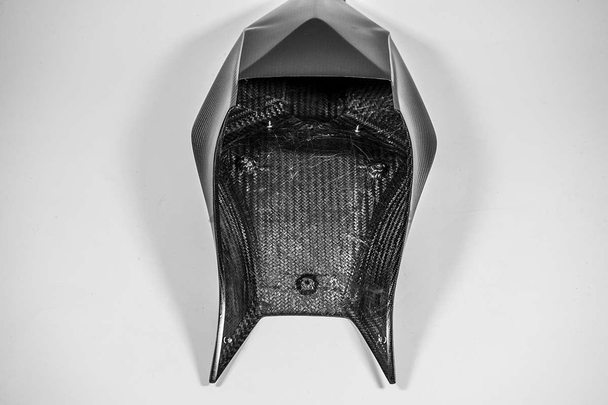 Heckverkleidung 200g AP Carbon Line Aprilia RSV4/RR/1100 Factory (21-25) - Image 10