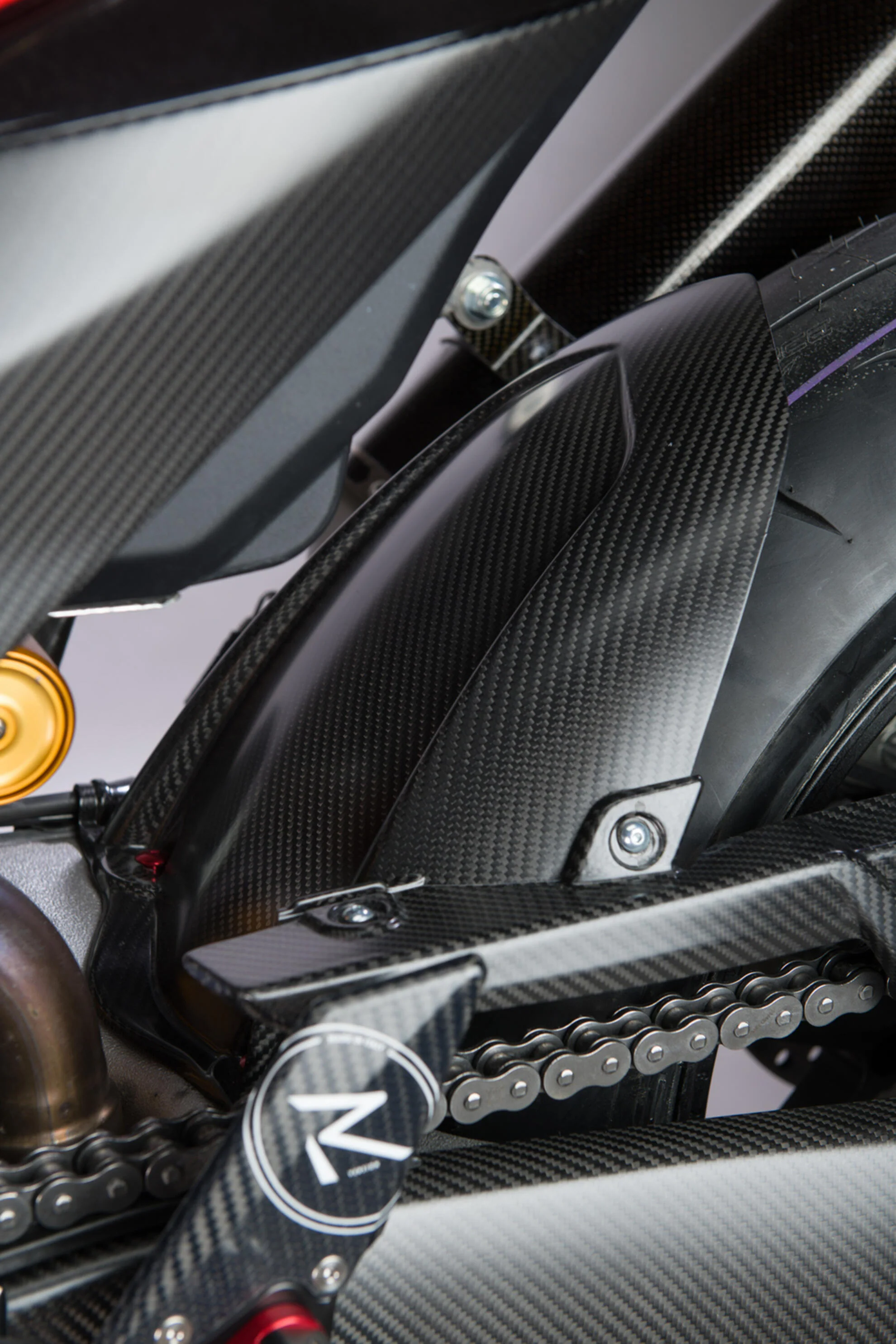 Hinterer Kotflügel Carbon LighTech Aprilia RSV4/RR/1100 Factory (21-26) CARA2020 - Image 2