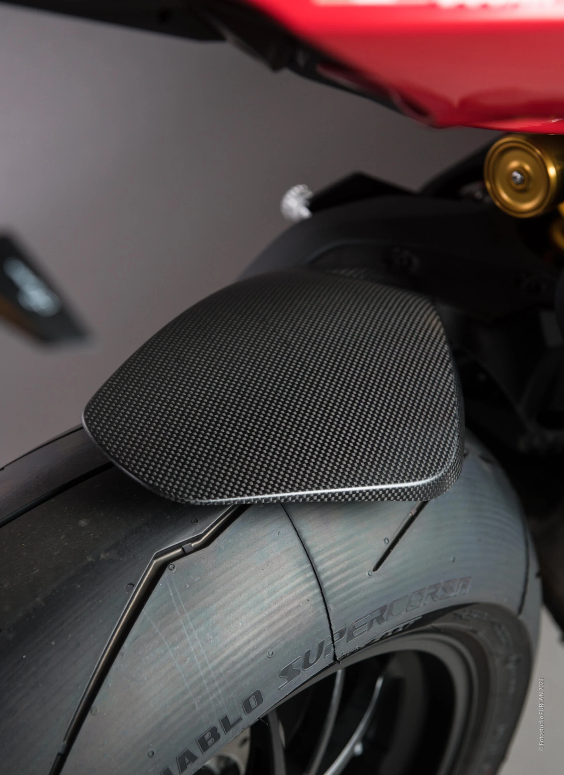 Hinterer Kotflügel Carbon LighTech Ducati Panigale V4/S/R (18-24) CARD0820 - Image 4