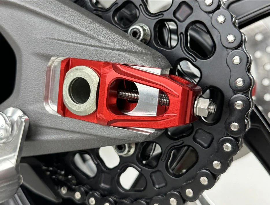 Kettenspanner Kit mit Bremssattelhalter und Brembo P2-30 69.5 mm XA6H530 Motocorse Ducati Panigale V4/S (25-26) - Image 7