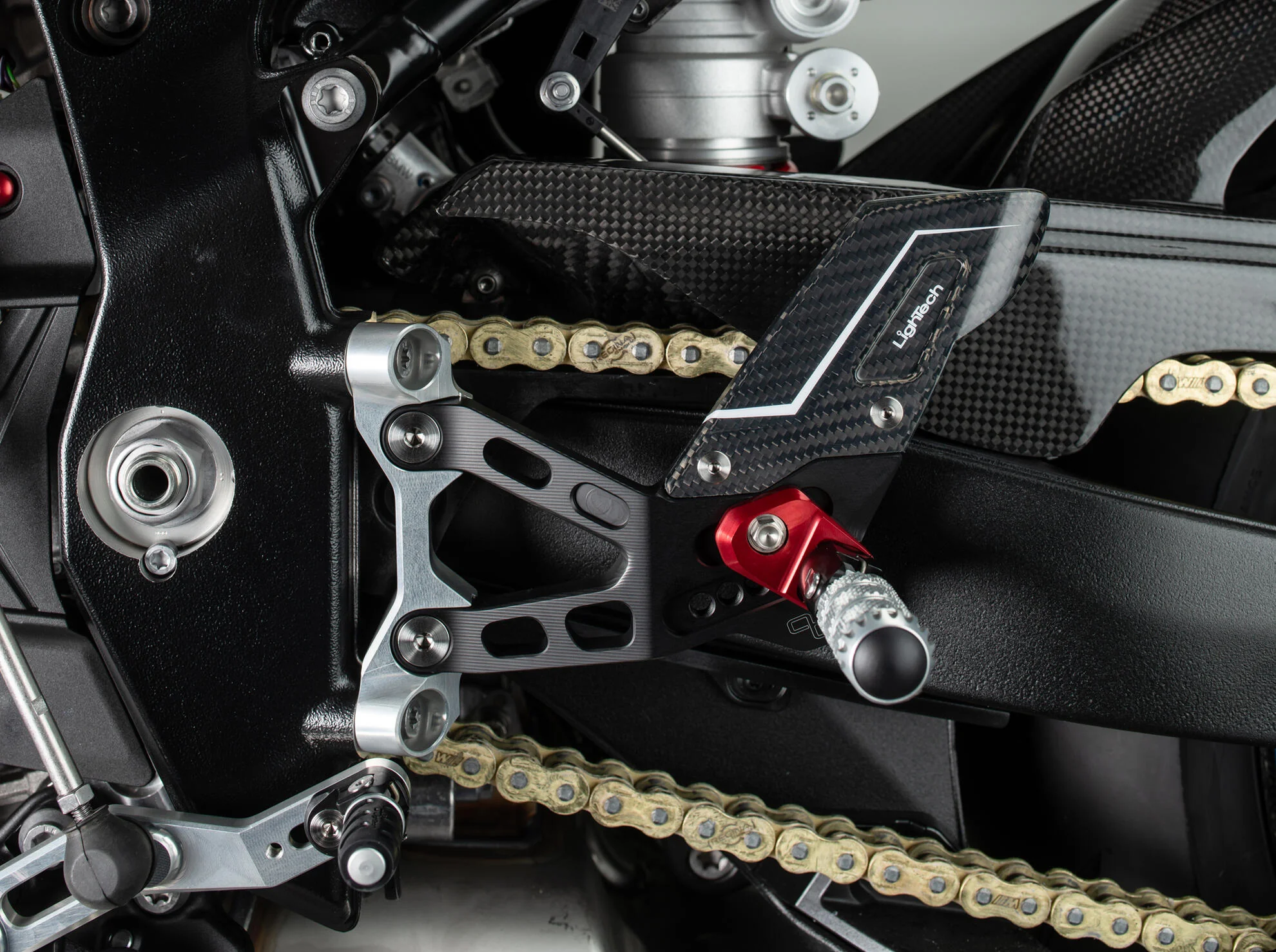 Fußrastenanlage R LighTech BMW S1000RR K67 (19-26) FTRBM007R - Image 5