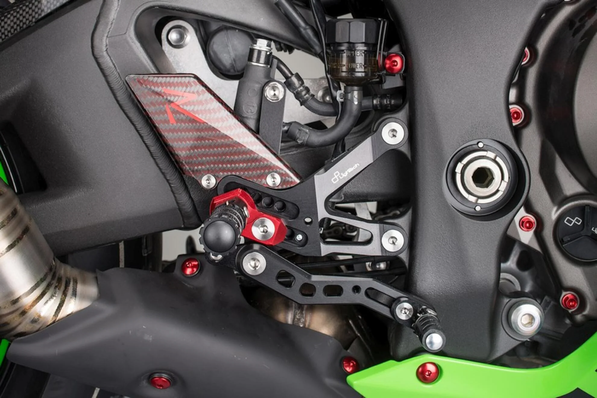 Fußrastenanlage R LighTech Kawasaki ZX-10 R/RR (16-20) FTRKA006R - Image 7