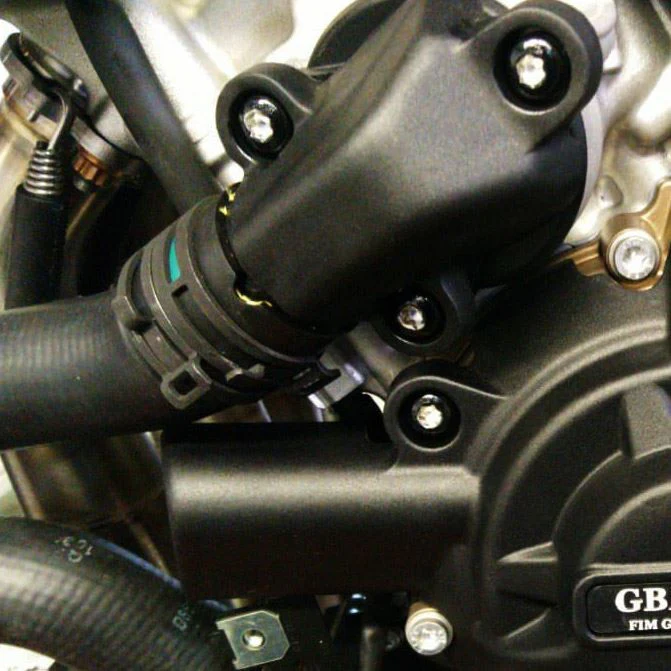 Motordeckel Protektoren Komplettset GBRacing BMW M1000RR K66 (21-26) - Image 6