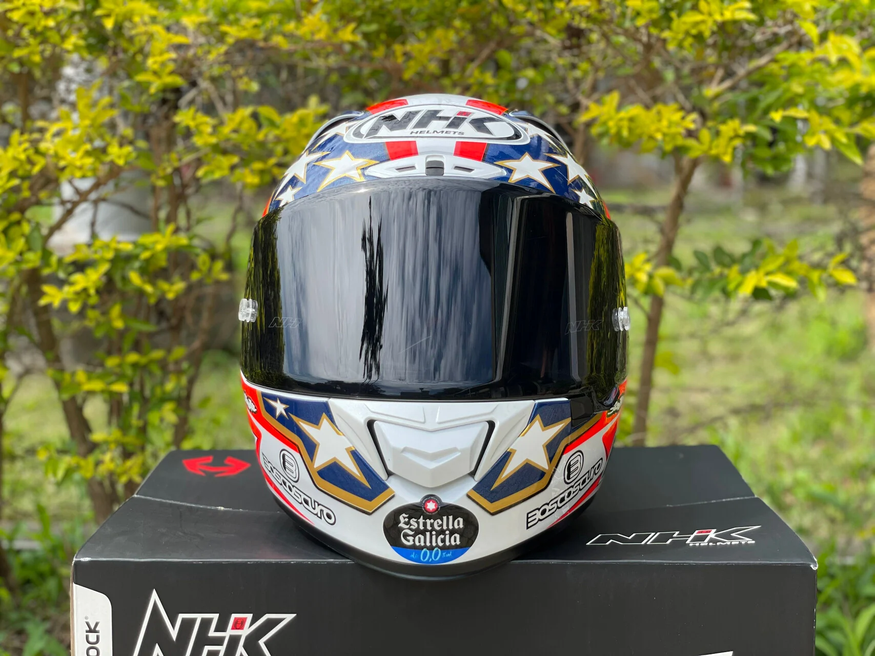 NHK Visier GP-R Tech Race stark getönt - Image 2