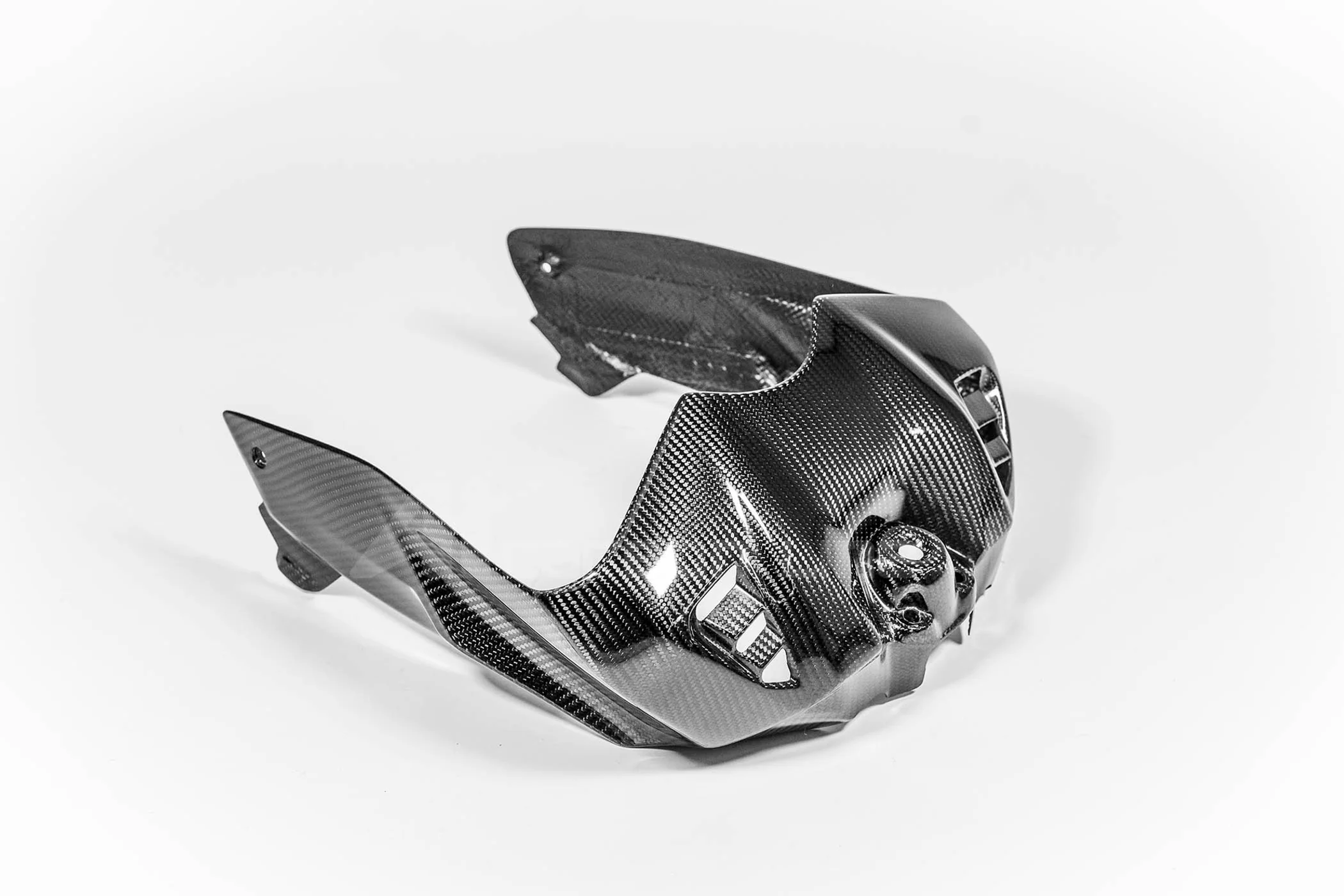 SBK Airboxabdeckung 200g AP Carbon Line Ducati Panigale V4/S/R (22-24) - Image 4