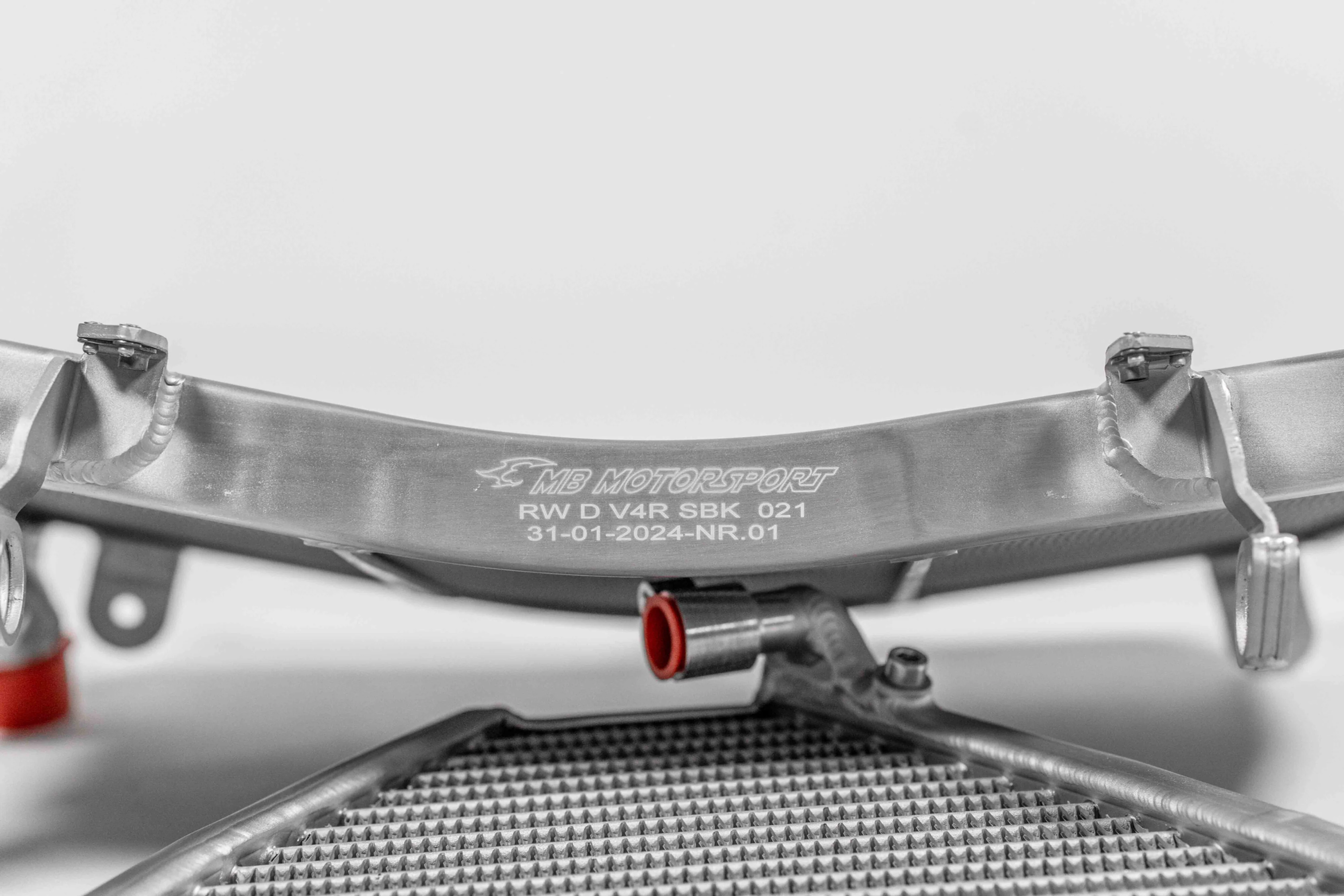 SBK Racing Kit Wasser + Ölkühler MB Motorsport Ducati Panigale V4/S/R (20-24) - Image 8