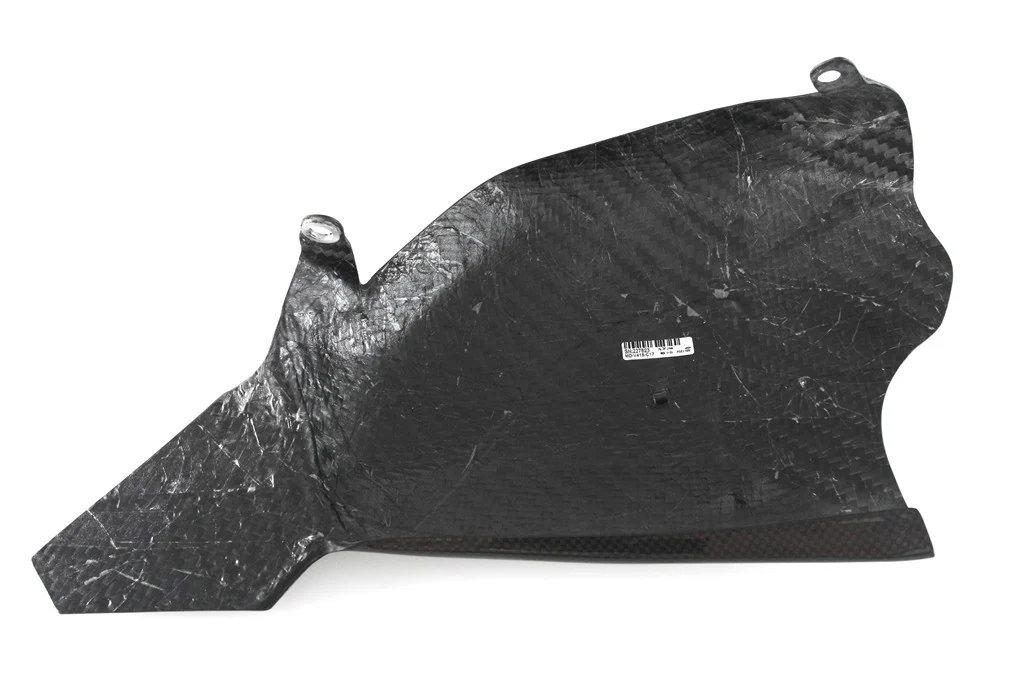 Schwingenabdeckung Carbon Fullsix Ducati Panigale V4/S/R (18-24) - Image 7