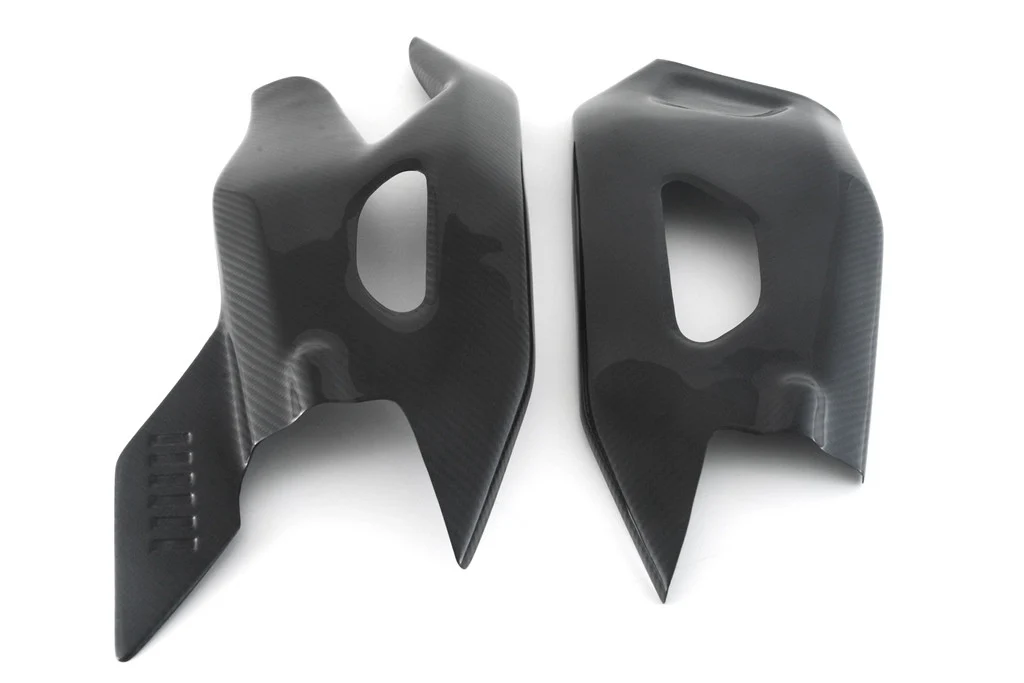 Schwingenabdeckungen Carbon Fullsix Yamaha YZF-R1/M RN32, RN49 & RN65 (15-26) - Image 2