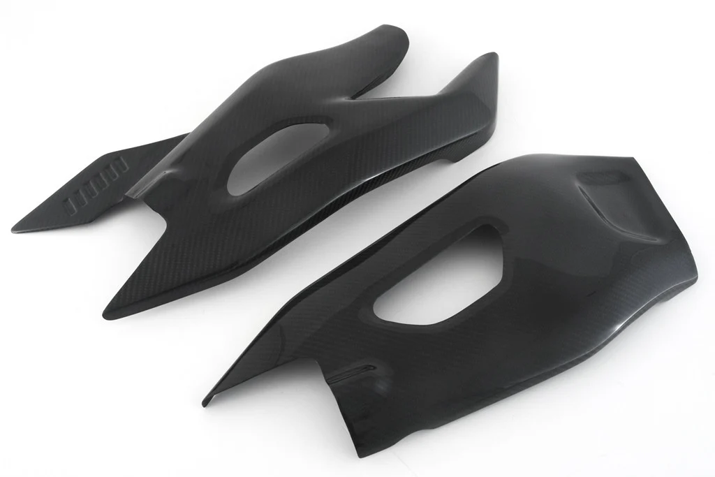 Schwingenabdeckungen Carbon Fullsix Yamaha YZF-R1/M RN32, RN49 & RN65 (15-26) - Image 4