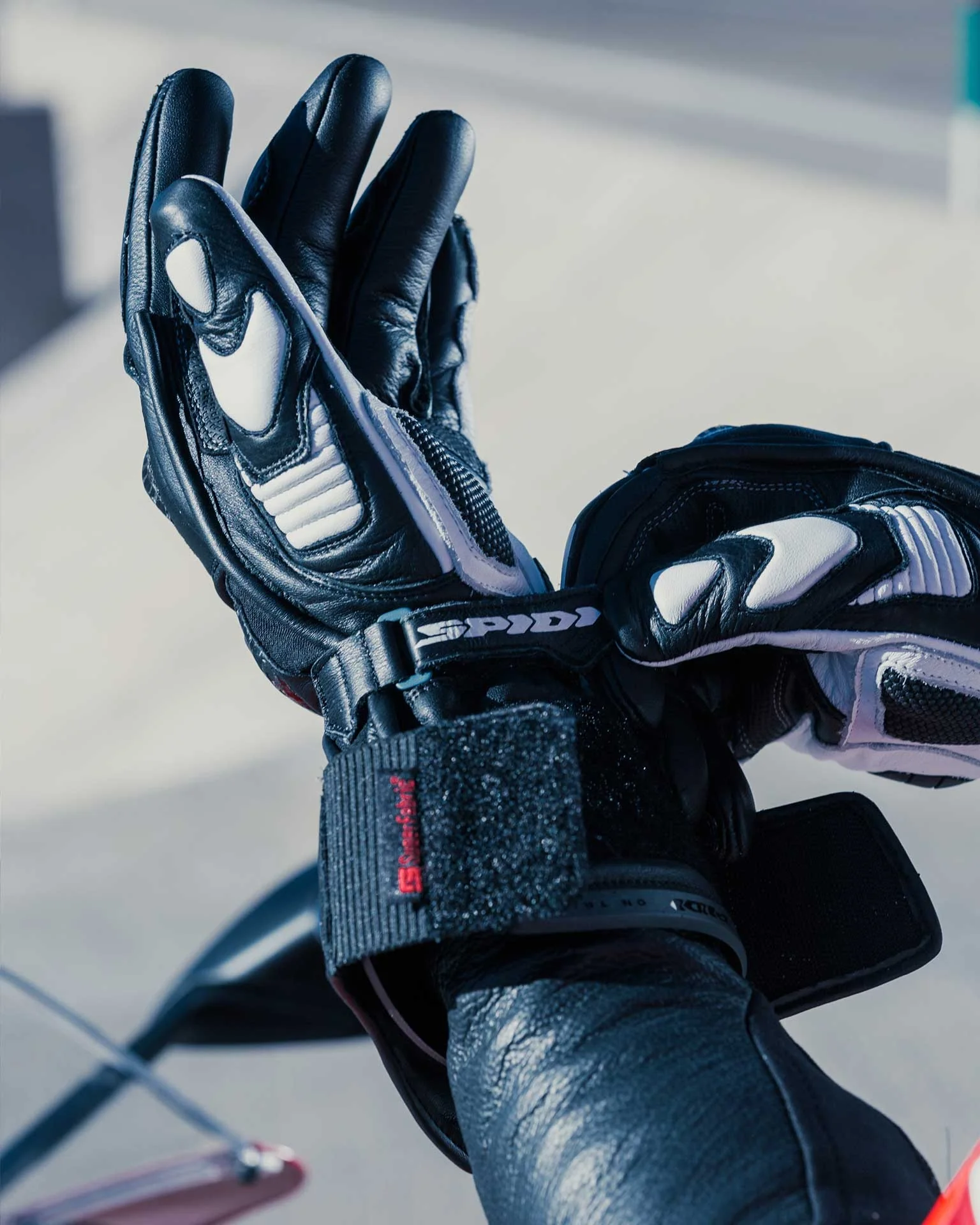 Spidi Carbo Track Evo Racing Motorrad Lederhandschuhe | Herren | Schwarz/Weiß | A203011 - Image 6