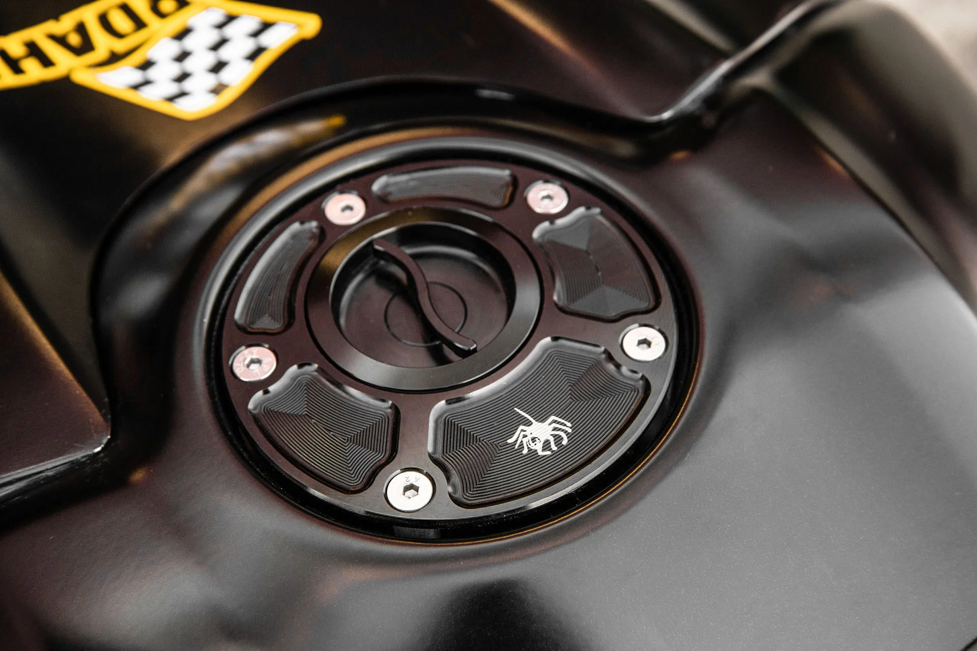 Tankdeckel Schnellverschluss Spider Racing Yamaha YZF-R3 (15-26) 60.Y01 - Image 2