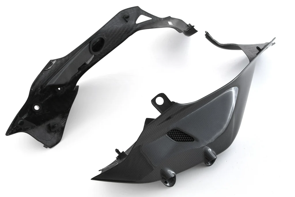 Untere Heckverkleidung links und rechts Carbon Fullsix Ducati Panigale V4/S (25-26) - Image 2