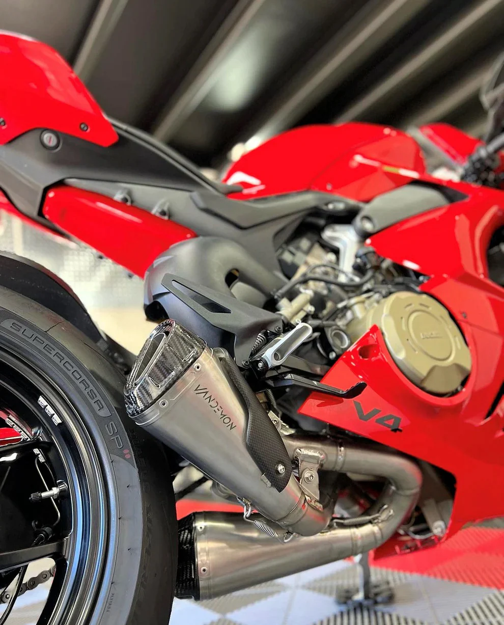 Vandemon Slip-On Low Titanium Ducati Panigale V4/S/R (18-21) - Image 10