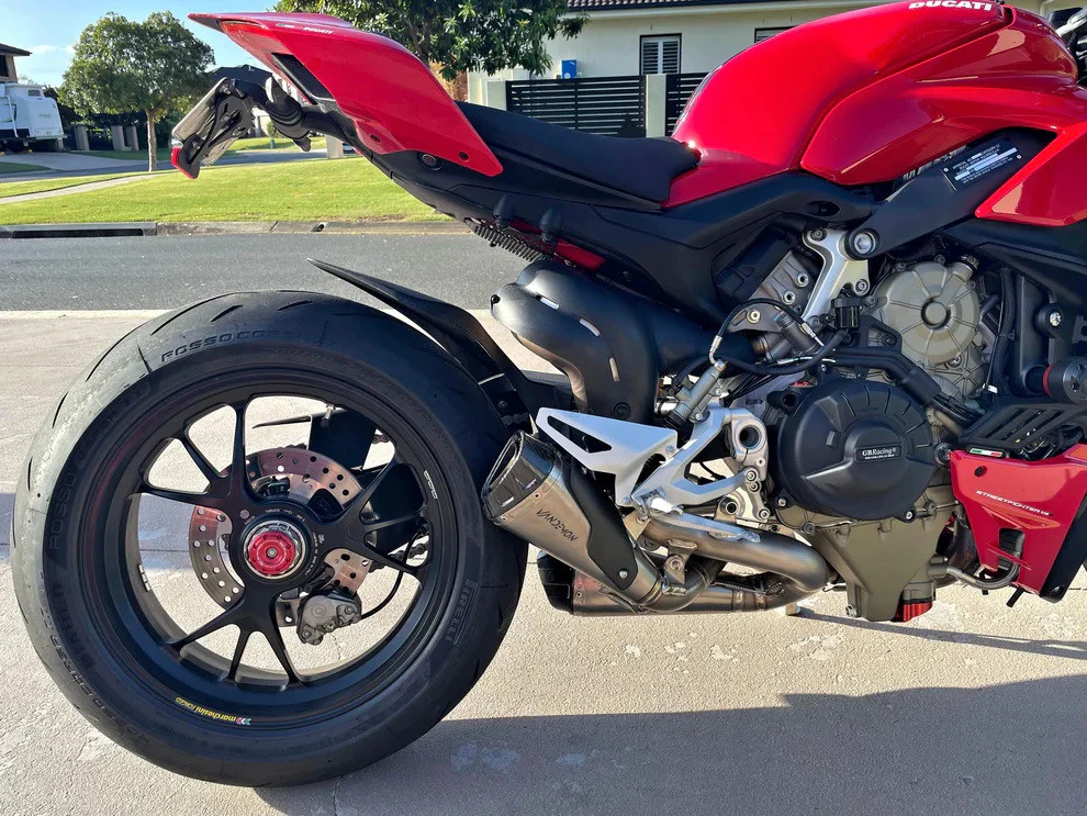 Vandemon Slip-On Low Titanium Ducati Panigale V4/S/R (18-21) - Image 5
