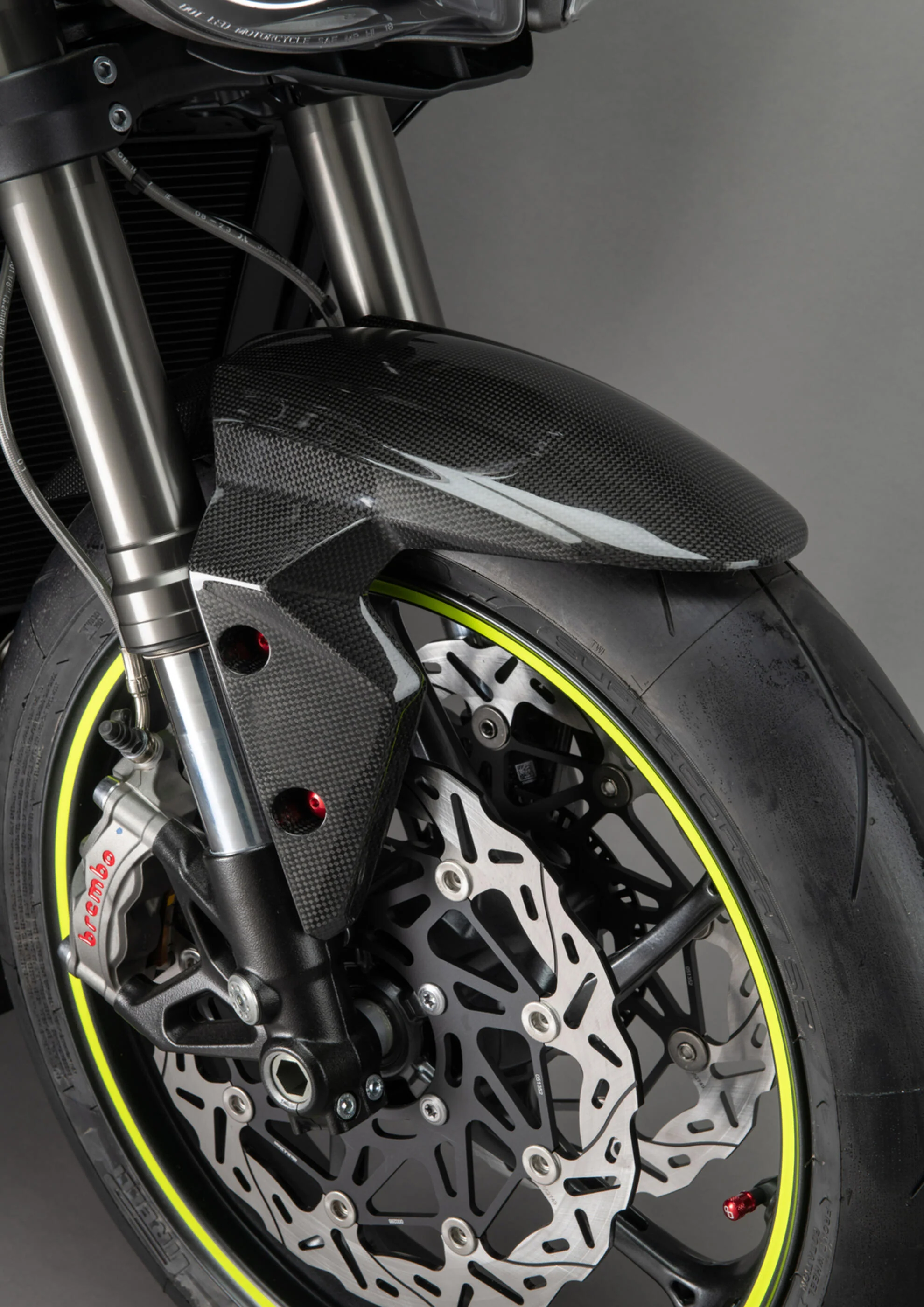 Vorderer Kotflügel Carbon LighTech Triumph Street Triple 765 S / R / RS / Moto2 (17-26) CART2410 - Image 2