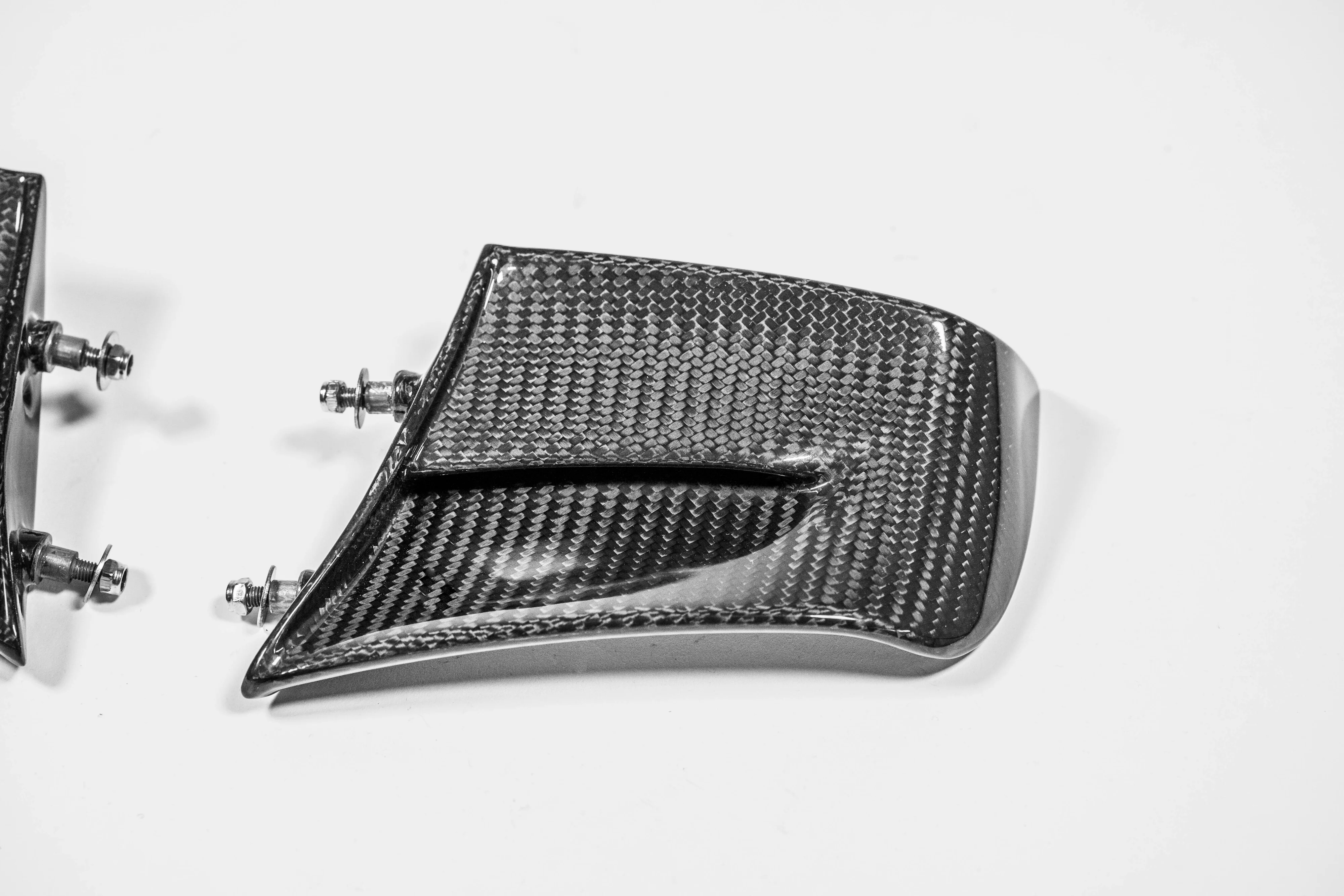 Winglets 200g AP Carbon Line Ducati Panigale V4/S/R (22-24) - Image 5
